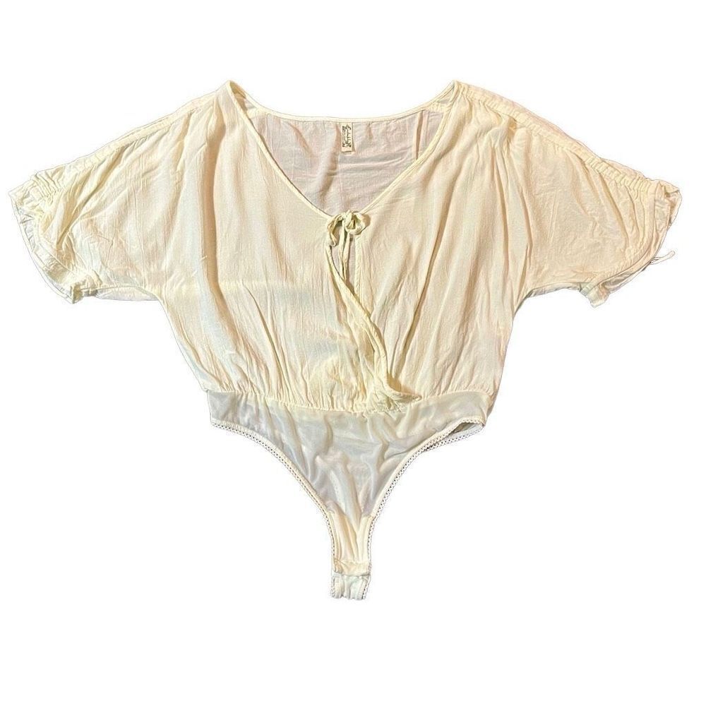 Free People Intimately Ruched Short Sleeve Cream Bodysuit Small